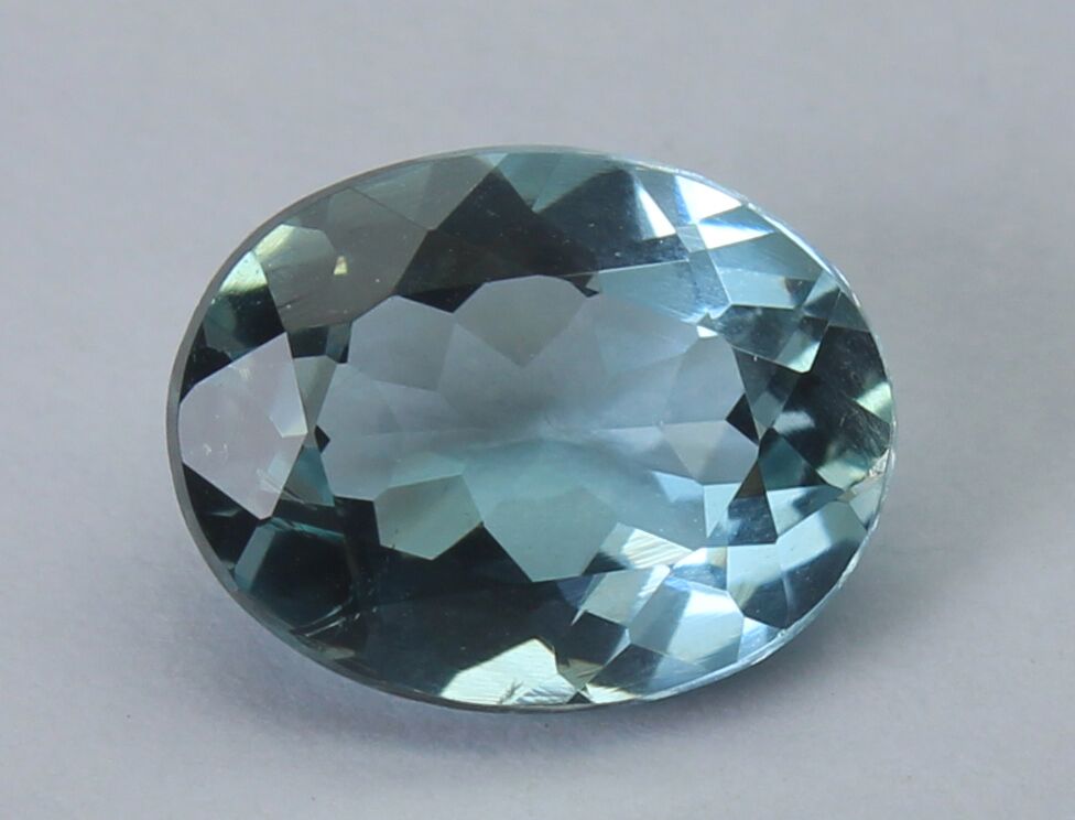 Aquamarin 1.52 Ct Aquamarin 1.52 Ct
